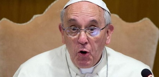 El Papa se enfada por la lujosa comida en el Vaticano durante las canonizaciones