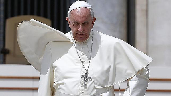 El Papa Francisco se reunirá el próximo 8 de junio con Abás y Peres en el Vaticano