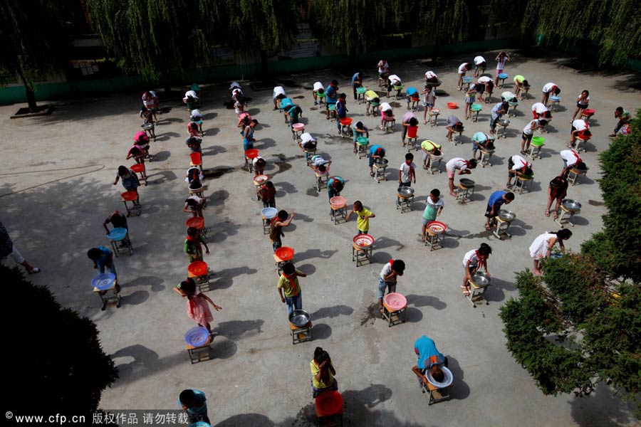 Seguridad en el agua enseñanza en Henan