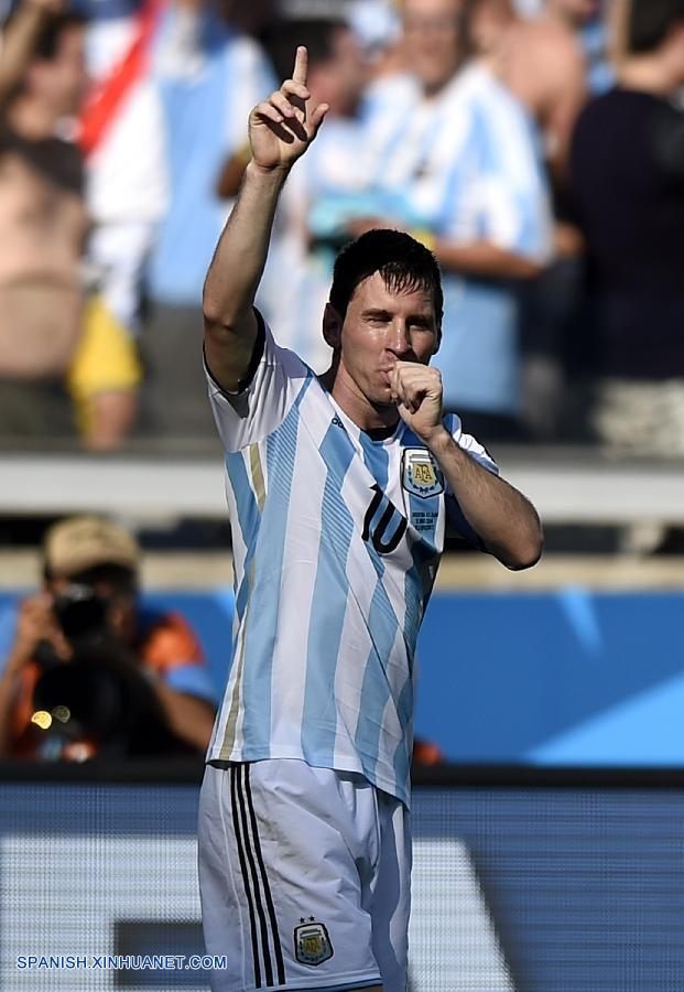 MUNDIAL 2014: Messi rescata a Argentina, coincide prensa deportiva