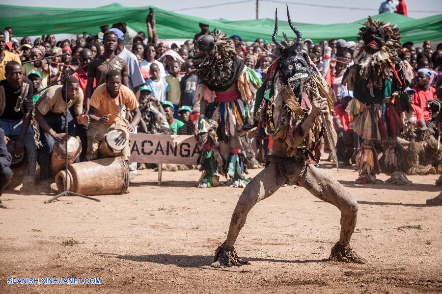 Mozambique: Danza de Nyau 