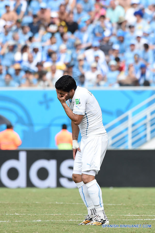 MUNDIAL 2014: Suspenden a Luis Suárez 9 partidos por morder a italiano