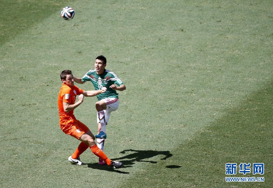 MUNDIAL 2014: Holanda pasa a cuartos de final tras vencer 2-1 a México