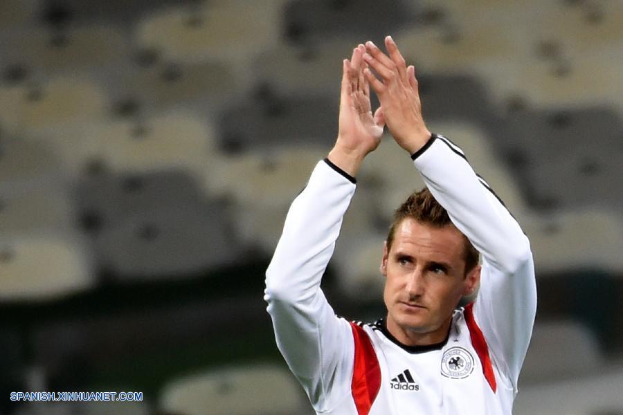 MUNDIAL 2014: Klose iguala a Maldini con 23 apariciones en Copas del Mundo 