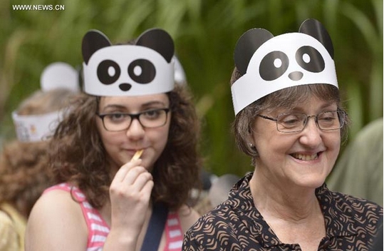 Celebran el primer cumpleaños del panda Bao Bao