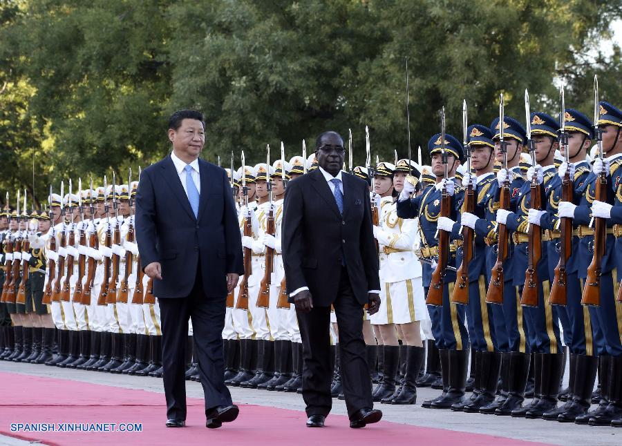 China y Zimbabwe prometen reforzar lazos durante visita de Mugabe