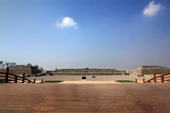 Patrimonio Cultural de la Humanidad - Ruta de la Seda: Ruinas del Palacio Daming