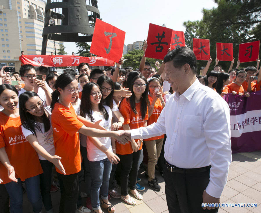 Enfoque de China: Presidente chino insta a convertir docencia en la profesión más respetada