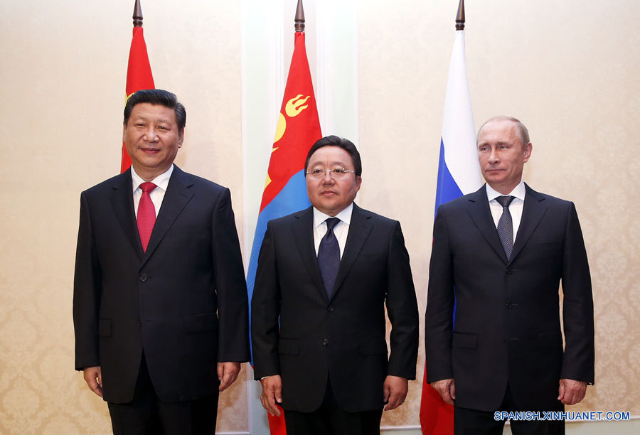 Xi propone construir corredor económico China-Mongolia-Rusia