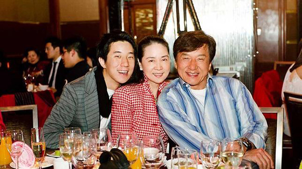 El hijo de Jackie Chan podría pasar 3 años en la cárcel por consumo de drogas