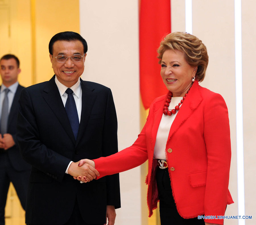 Relaciones China-Rusia son benéficas para paz y cooperación mundiales: PM chino