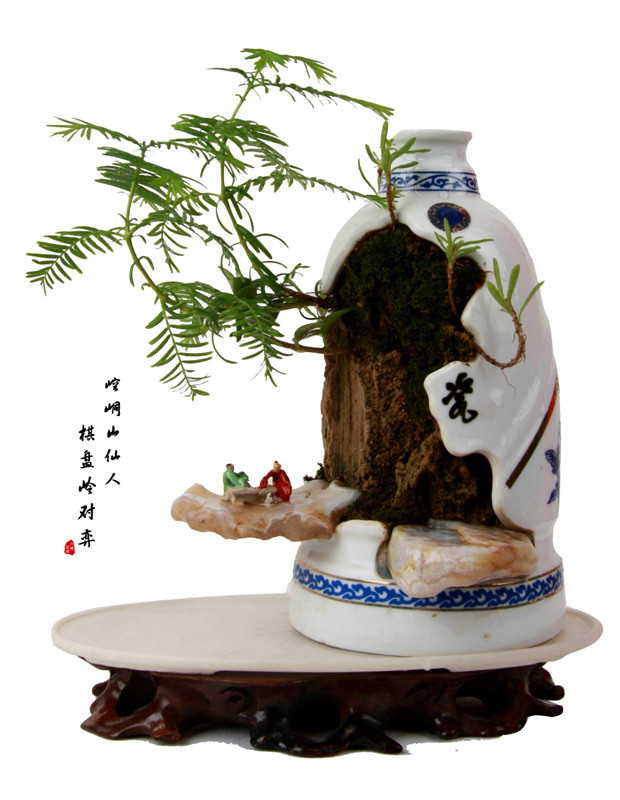 Increíble bonsai de porcelana en Gansu