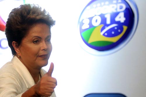 Suma Rousseff 52% de intenciones de voto en Brasil, según encuesta
