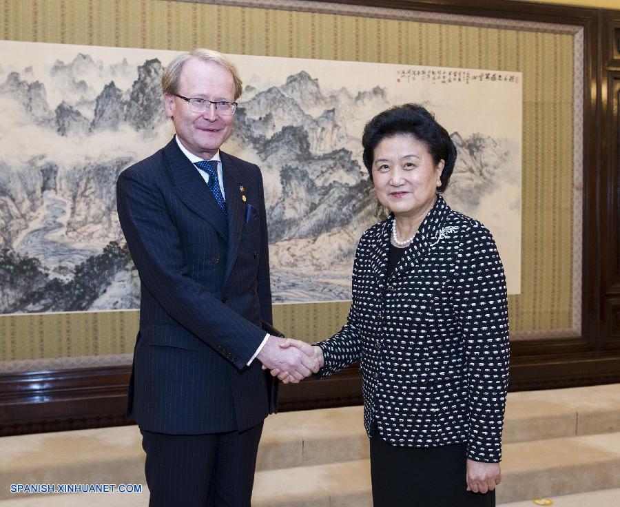 Viceprimera ministra china se reúne con huéspedes suecos