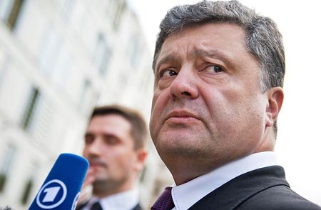 Bloque de Poroshenko encabeza elecciones parlamentarias en Ucrania