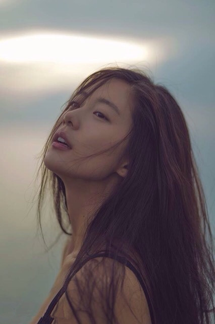 “La segunda belleza del mundo” Clara muestra sus curvas en bikini