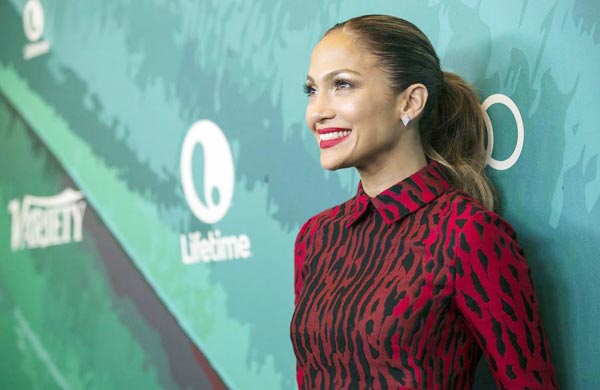 Jennifer Lopez asiste al almuerzo del VII Variety's Power of Women el Beverly Wilshire Hotel de Beverly Hills, California, el 10 de octubre de 2014. 