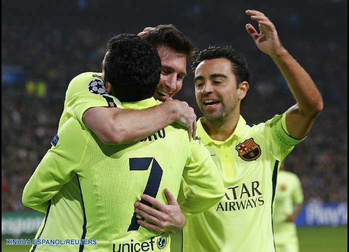 Fútbol: Barcelona gana 2-0 al Ajax con goles de Messi