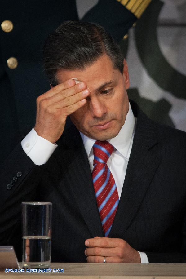 Presidente mexicano afirma que culpables de desaparición de estudiantes serán castigados