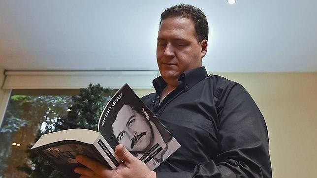 El hijo de Pablo Escobar cuenta en un libro la vida su padre