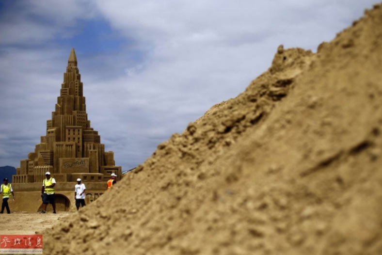 Brasil ostenta el castillo de arena más grande del mundo 5