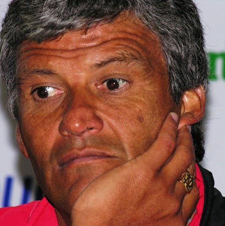 Fútbol: Entrenador argentino Clausen prepara amistoso de Bolivia ante Venezuela