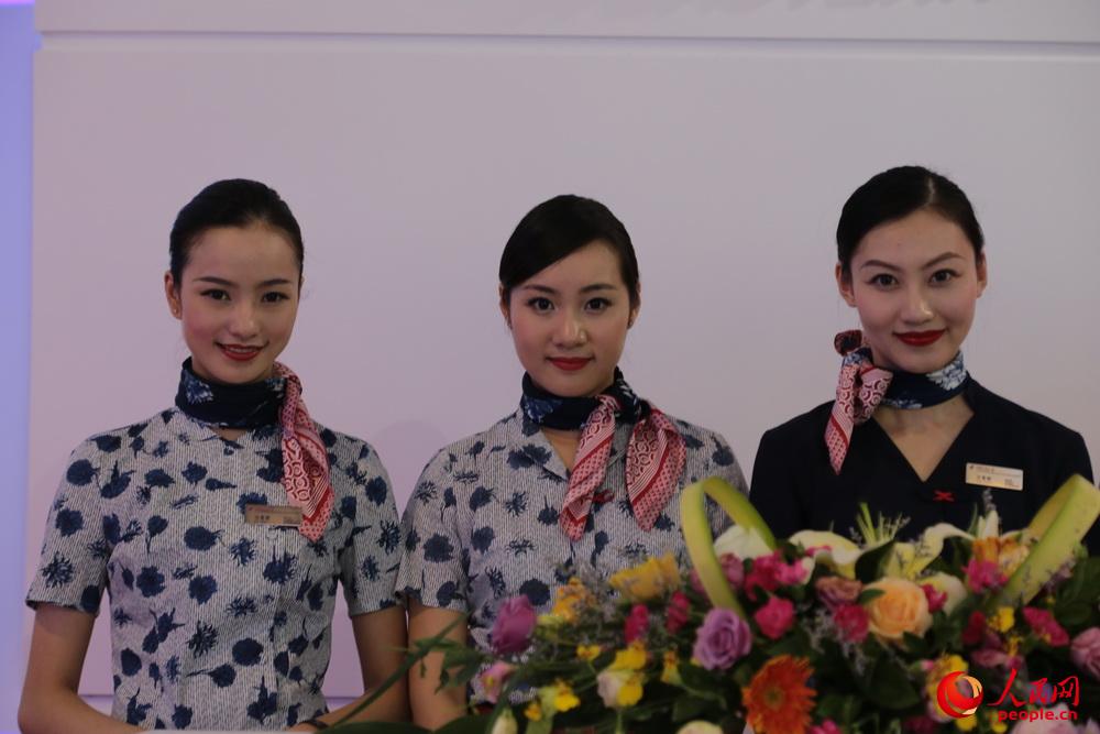 Chicas guapas en la Expo del Aire China 2014 (16)