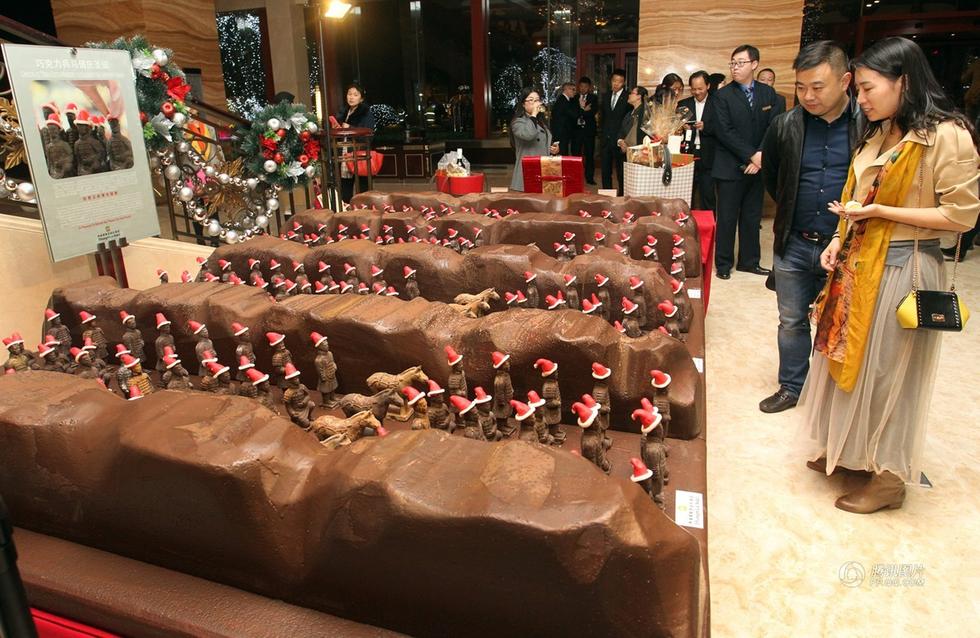 Figuras de chocolate de guerreros y caballos en hotel de Xi'an