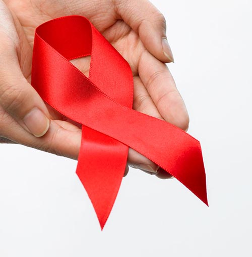 China tiene registradas a 497.000 personas con VIH/SIDA