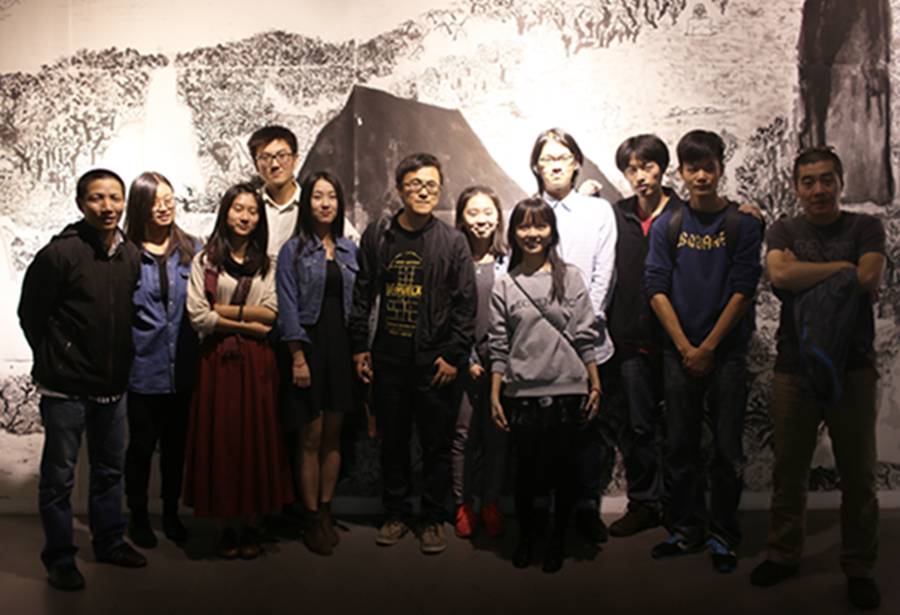 Los estudiantes de grabado de la Academia de Arte de Hangzhou han realizando una serie de obras inspiradas en "Cien Años de Soledad"