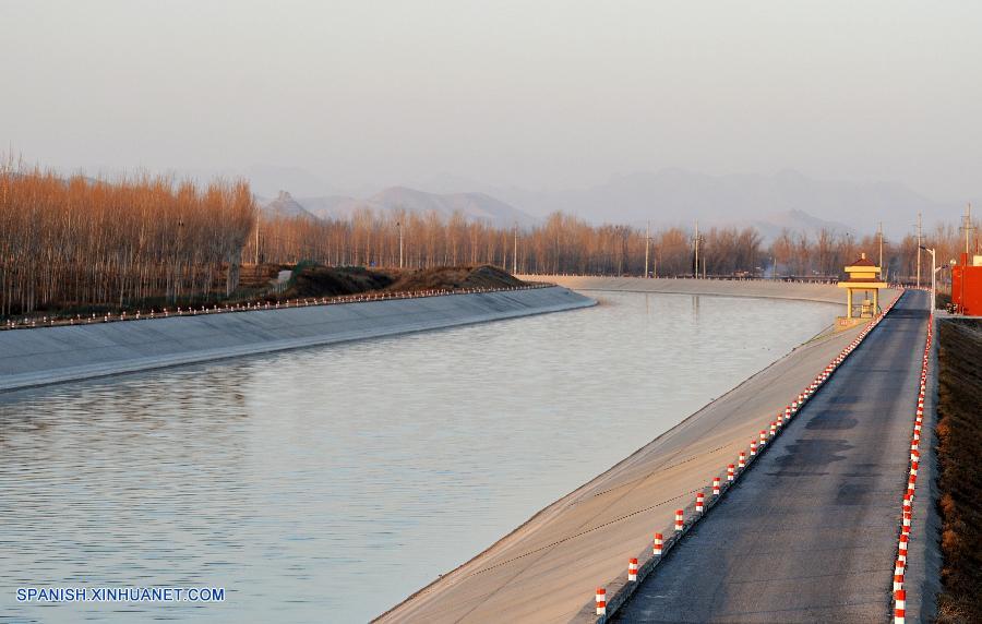 Nuevo "Gran Canal" de China trasvasa agua del sur al norte 