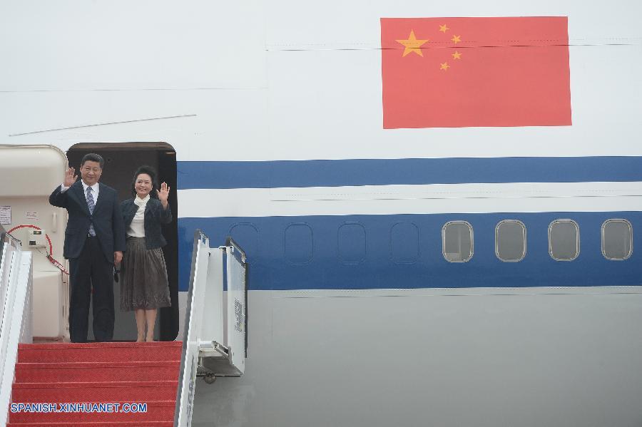 Presidente Xi llega a Macao para celebraciones del 15º aniversario de retorno de Macao a patria