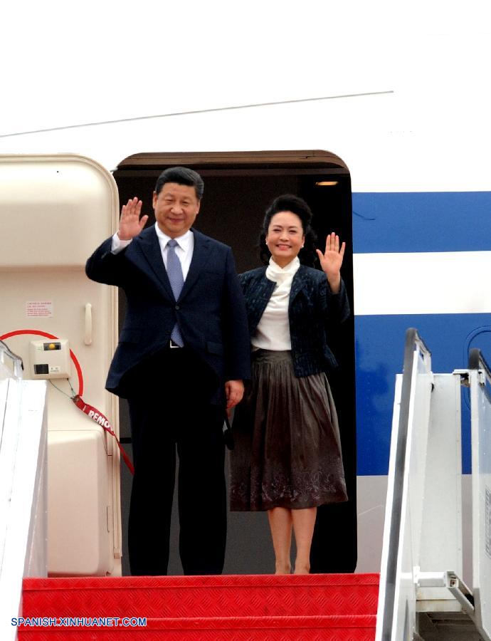 Presidente Xi llega a Macao para celebraciones del 15º aniversario de retorno de Macao a patria