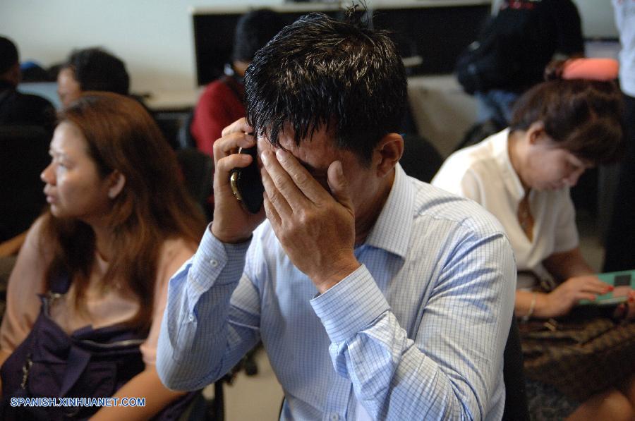 AirAsia emite corrección de nacionalidades de personas a bordo de avión desaparecido
