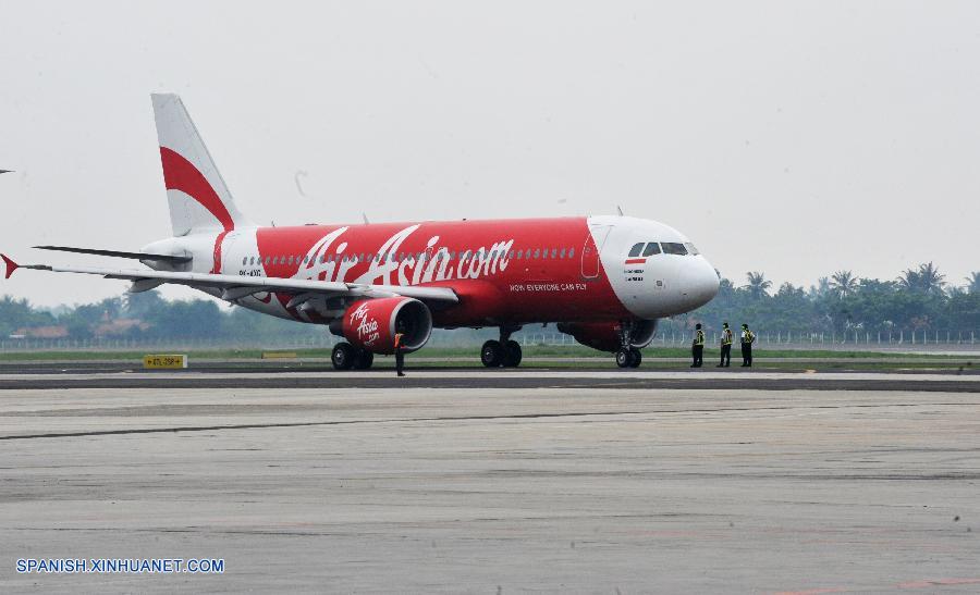 AirAsia confirma que su vuelo QZ8501 pierde contacto