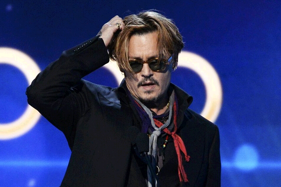 Johnny Depp se retira para tratar su alcoholismo