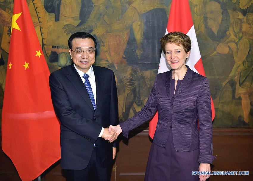 China ofrece a Suiza una cuota de ocho mil millones de dólares en IIEC