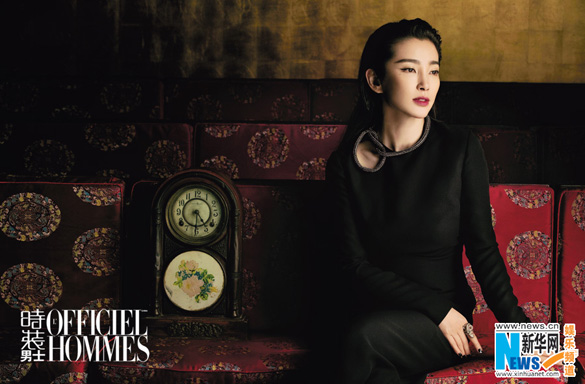 Actriz Li Bingbing posa para L’OFFICIEL HOMMES