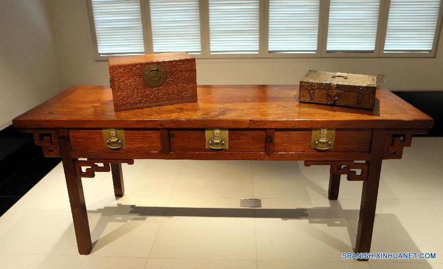Exposición de muebles sino-francesa del siglo XVIII en Hong Kong 6