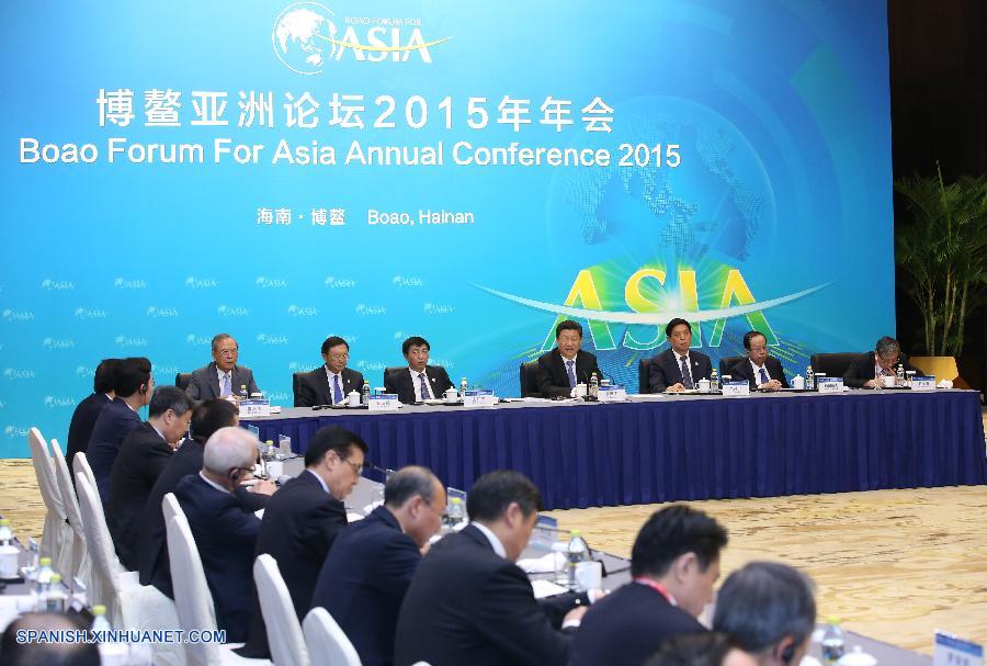 Xi se reúne con empresarios y promete más oportunidades en China