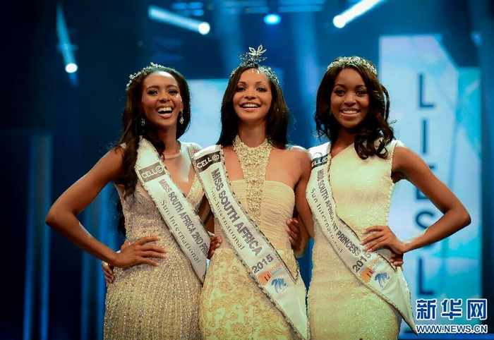 Supermodelo de 23 años de edad se corona Señorita Sudáfrica 2015