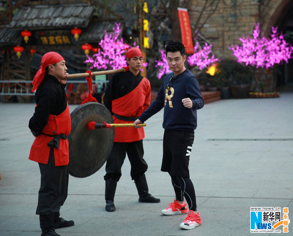 Actor Huang Xiaoming participa en "Running Man" II