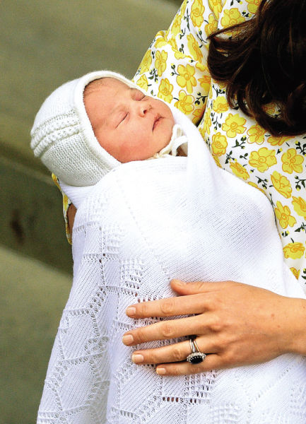Llaman a bebé real británica Carlota Isabel Diana