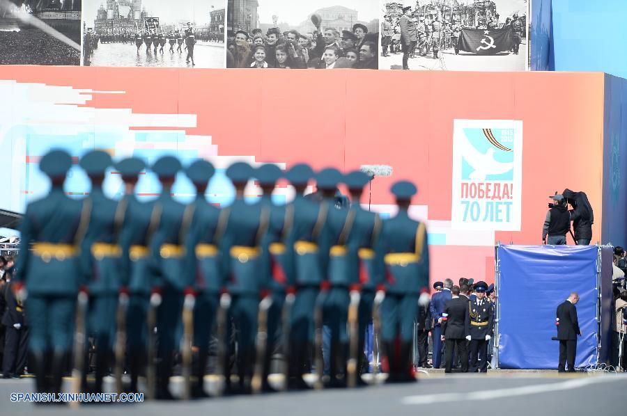 Comienza desfile de Día de Victoria, con asistencia de presidente chino