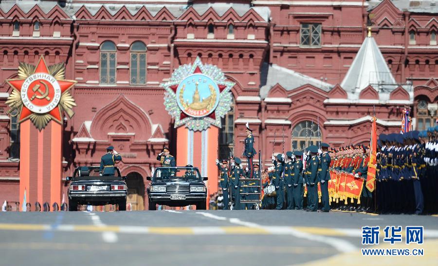 El desfile en la Plaza Roja, una muestra de la fuerza rusa frente a la presión europea