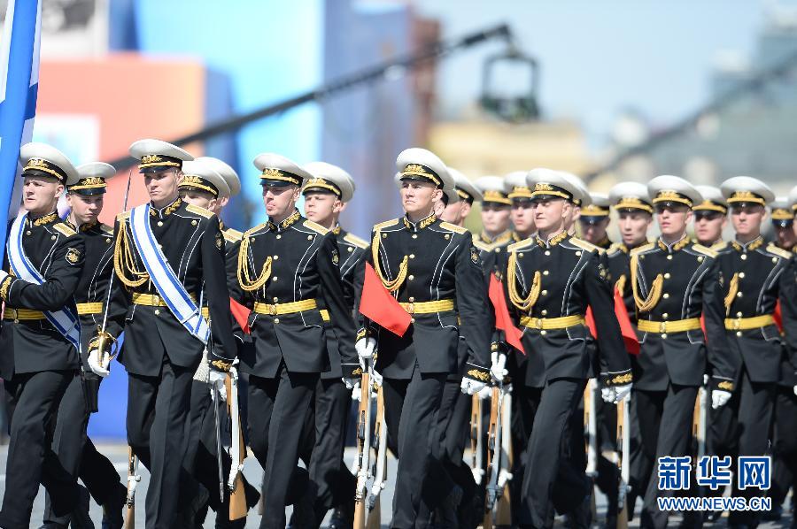 El desfile en la Plaza Roja, una muestra de la fuerza rusa frente a la presión europea