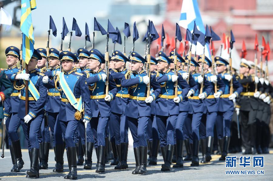 El desfile en la Plaza Roja, una muestra de la fuerza rusa frente a la presión europea