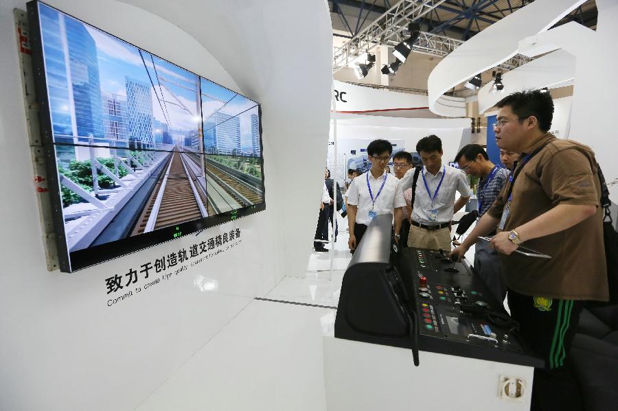 Comienza la Exhibición Internacional de Trenes Urbanos UrTran 2015 en Pekín