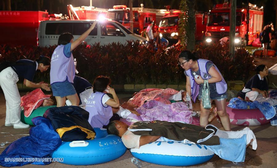 Sube a 524 cifra de heridos en incendio en parque acuático en Taiwan