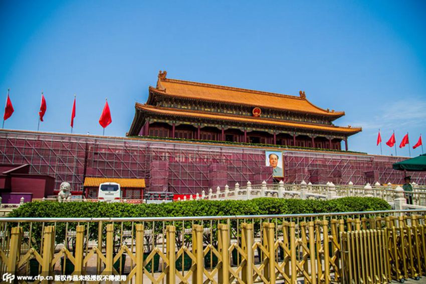 Restauran la entrada de Tiananmen para el desfile de septiembre
